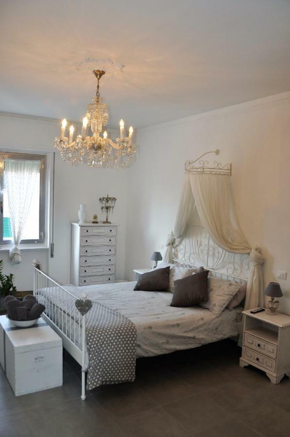 Nonna Rina B&B Savona Bagian luar foto