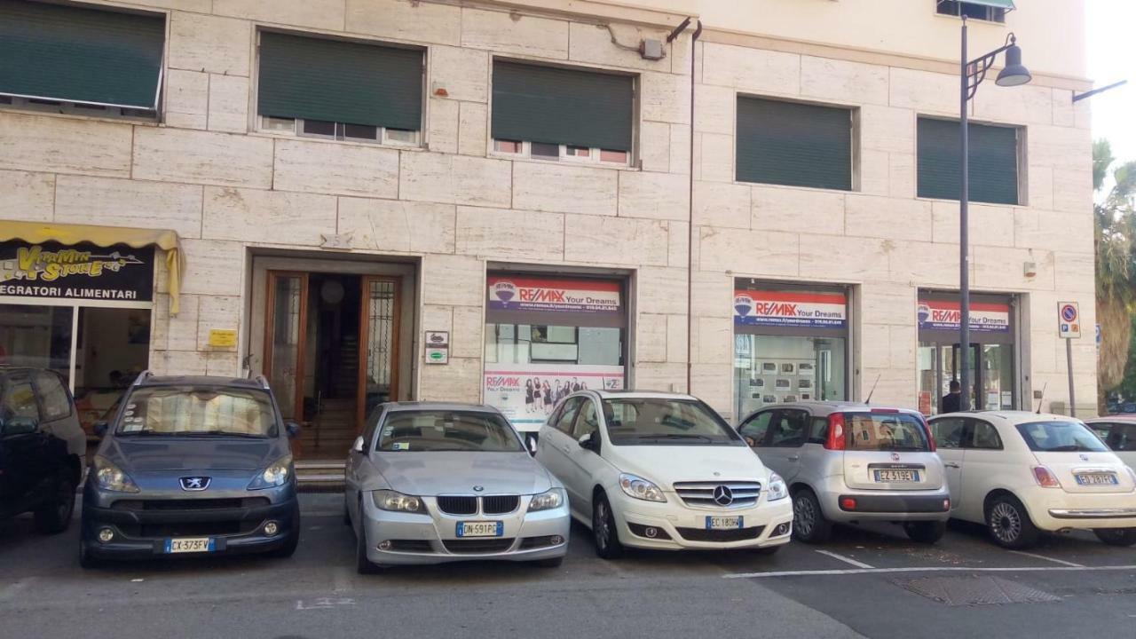 Nonna Rina B&B Savona Bagian luar foto
